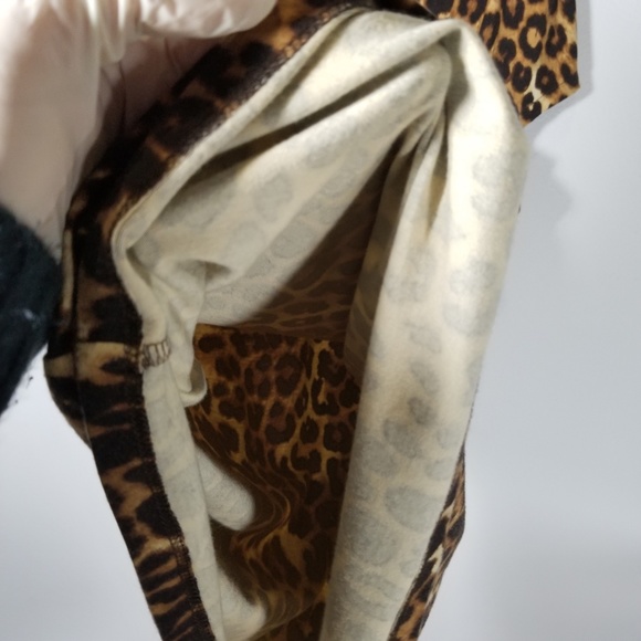 Express Short Sleeve rib Turtleneck size M - Picture 3 of 4